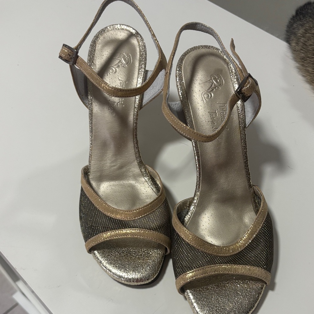 Elegant Gold and Black Women's Heels